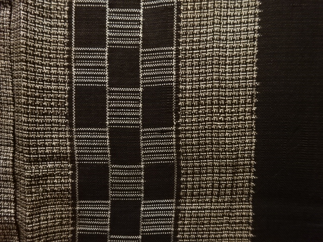 JAPANESE KIMONO / ANTIQUE KIMONO / SILK / DORO OSHIMA TSUMUGI / WOVEN STRIPE